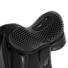 Potah na posedlí Dressage Gel Out Ortho-Coccyx Acavallo, 20 mm, černý